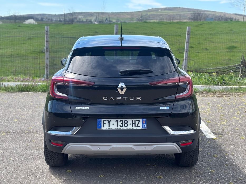 Vand Renault Captur E-Tech 2021 1.6 plug in hybrid 160cp