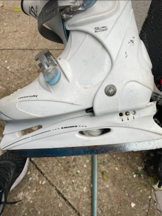 Patine albe cu reglaj 3 numere