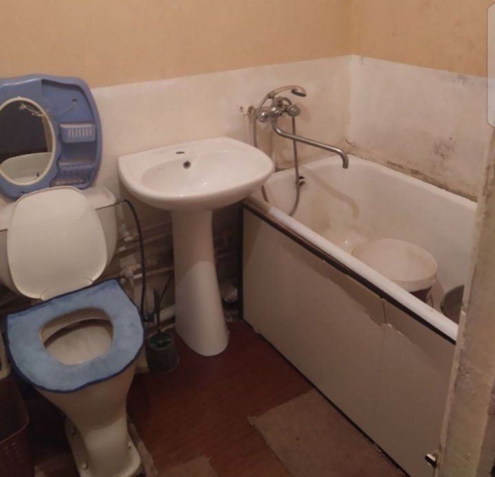 Beruniy metro bekati yaqinida joylashgan arenda kivartera bor