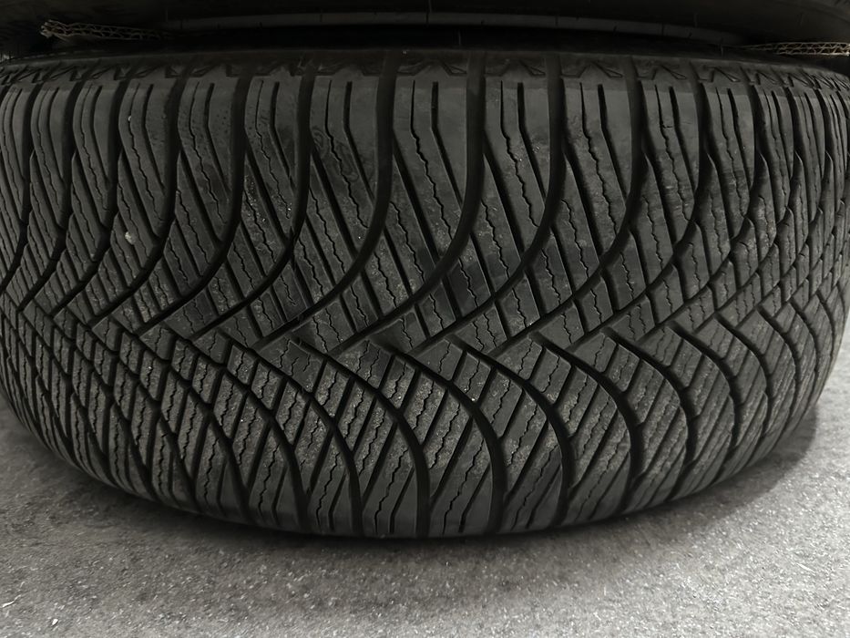 225/40/18 Goodride Z-401 All Season ДОТ 24/25