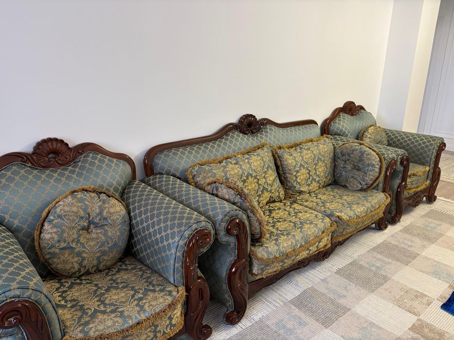 Диван. Мебель для гостиной