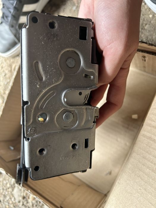 Брава за врата ( Fiat Ducato, Peugeot Boxer)