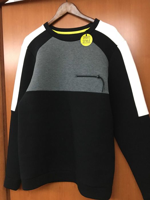 Bluza "Review" noua