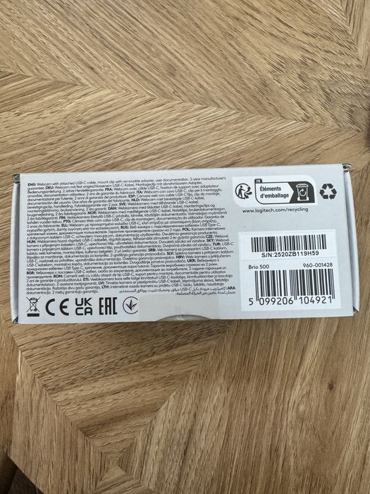 Веб камера Logitech brio 500