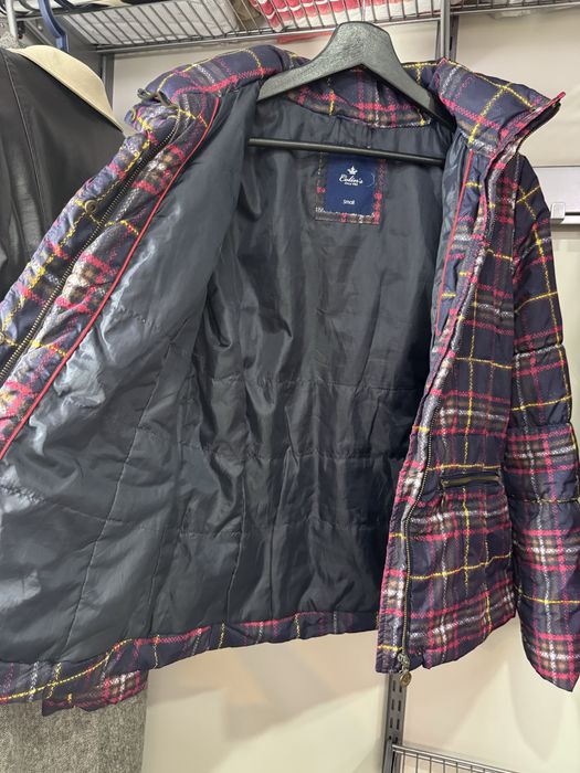 Продам куртку Colin’s