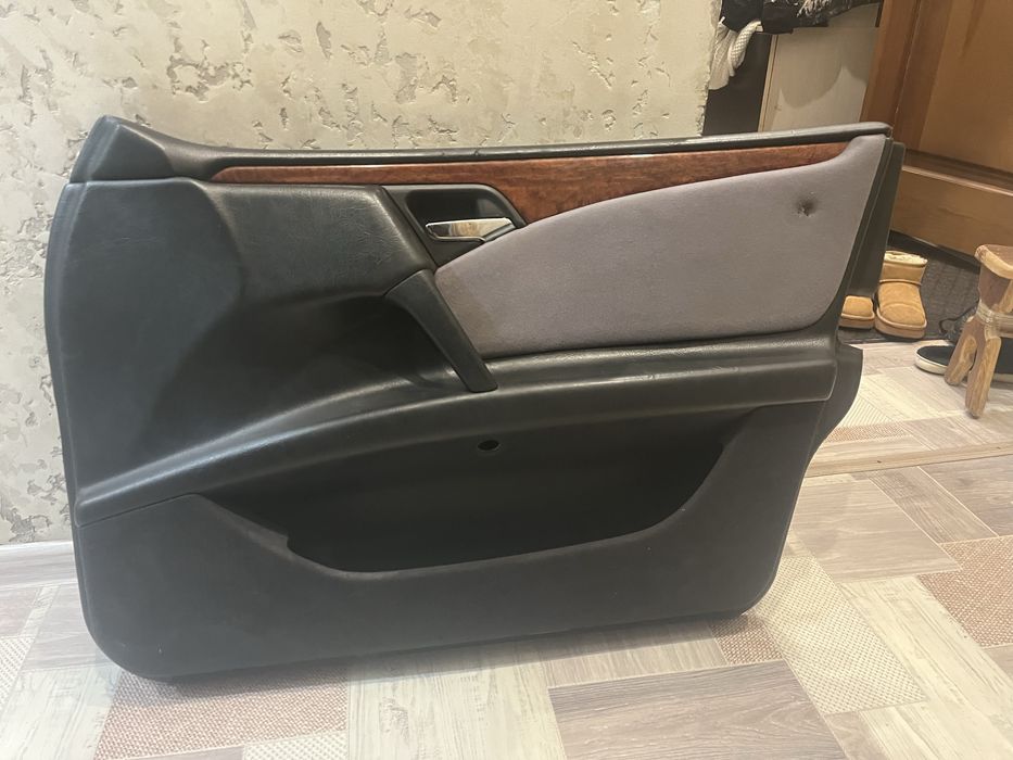 Дверные карты, обшивки w210