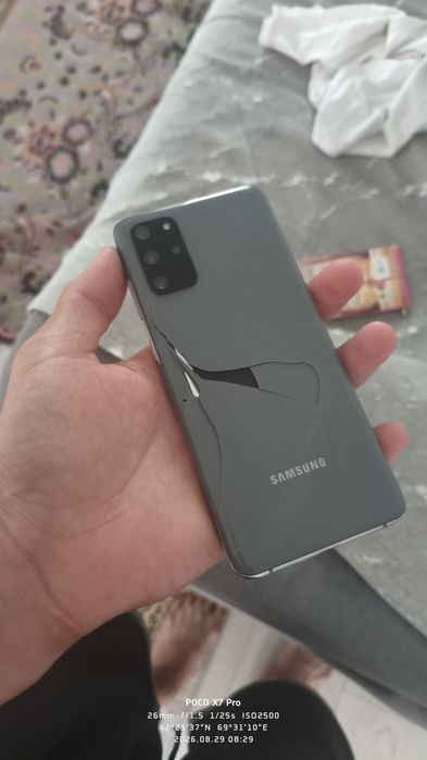 Samsung s20+ 8/128