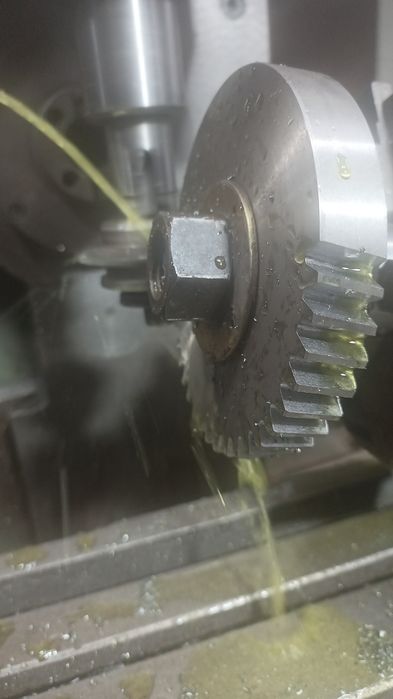 Токарные , фрезерные работы.