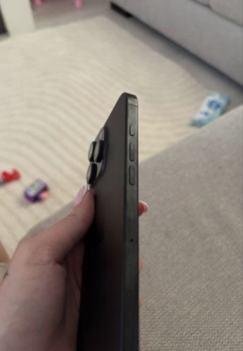 iPhone 16 Pro Max Titanium Black 256GB! Neverlocked, stare foarte buna! Baterie 95%