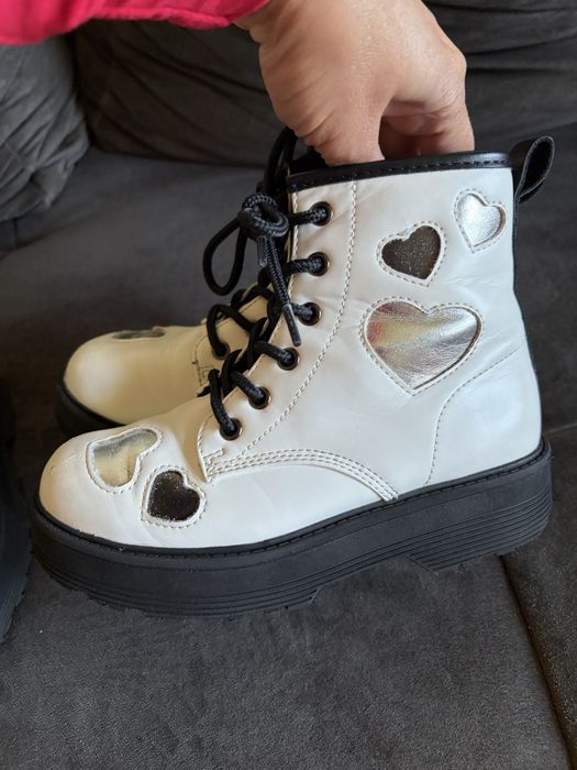 Set 2 perechi ghete Skechers marimea 30 in stare buna