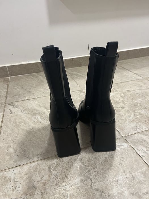 Дамски боти