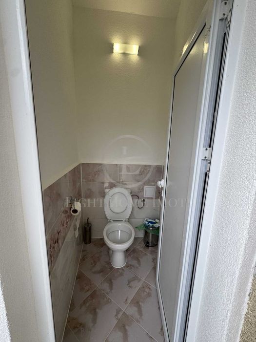 Реф. 2884 Отремонтирана Двуетажна къща с гараж и двор с. Павелско