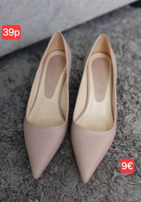 Последни размери боти и обувки на невероятни цени.