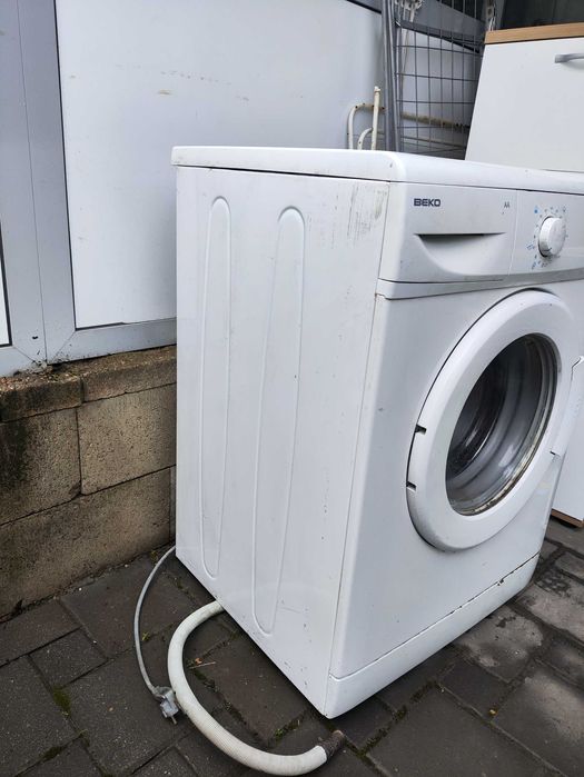 Пералня Беко WML 10560 за части или ремонт