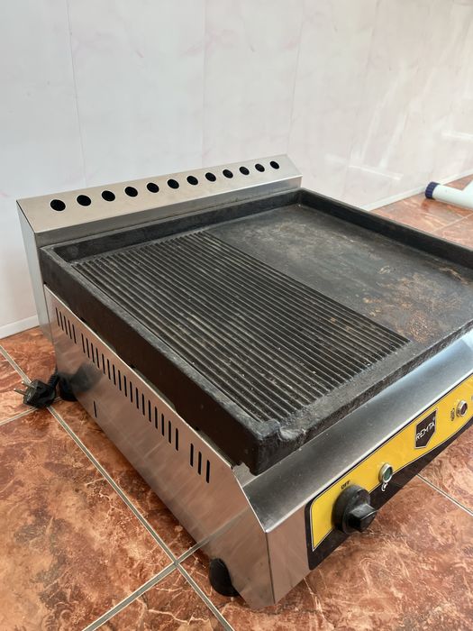 Продам гриль аппарат