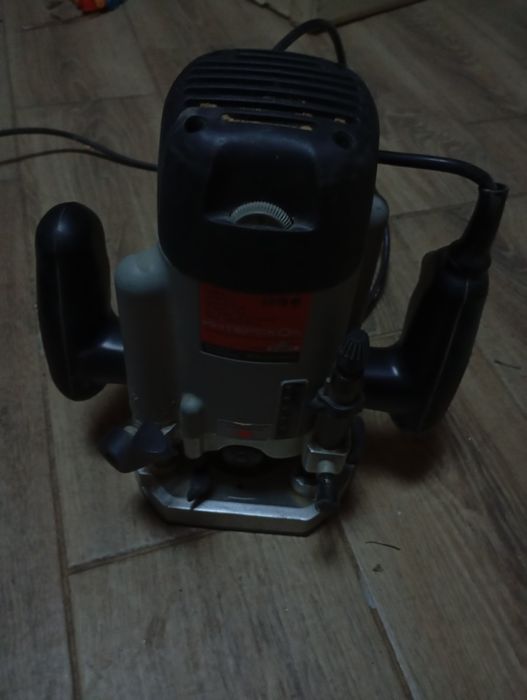 Фрейзер Интерскол ФМ-32/1900Э