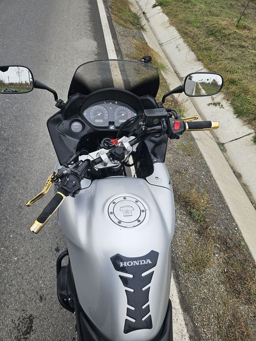 Honda CBF600 (PC38) 2005 600cc 79cp 68.000km