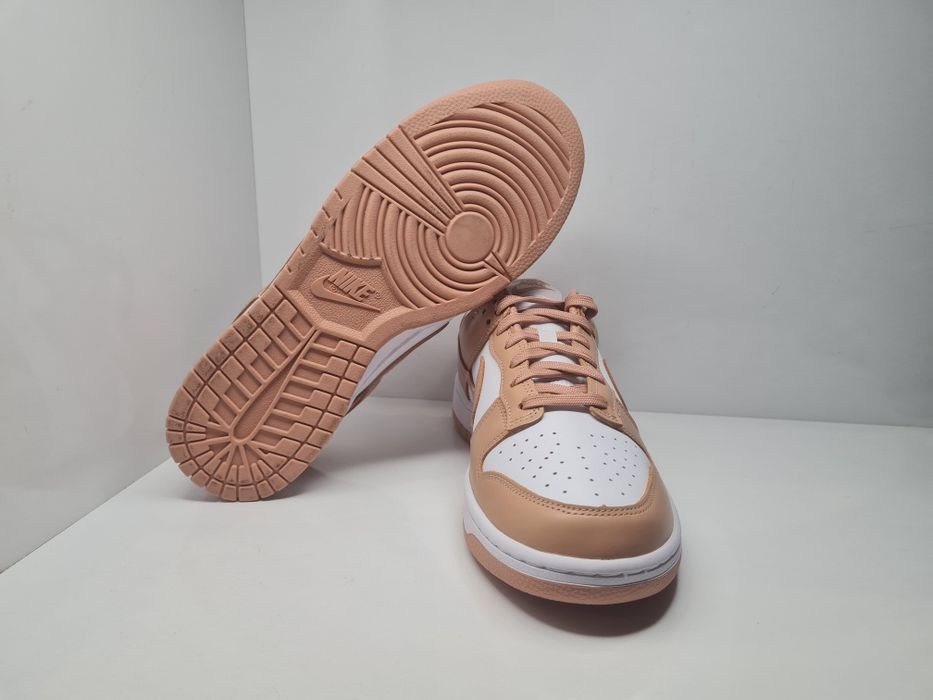 Кецове Nike Dunk Low

Чисто нови с кутия.

Размер 42.5 стелка 27 см.

Цена 70 евро.