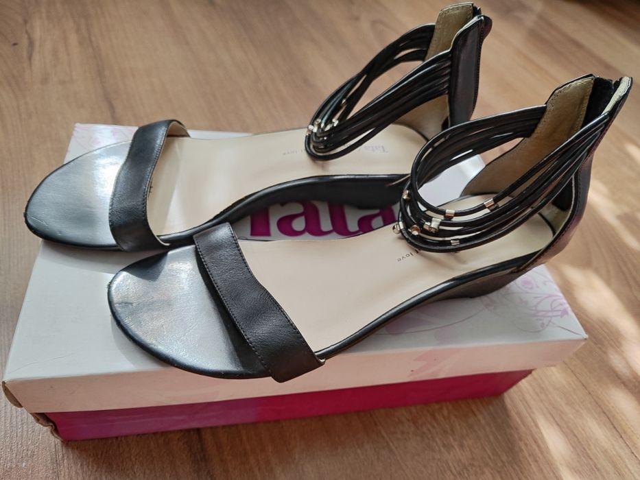 Обувь женская 39 размер