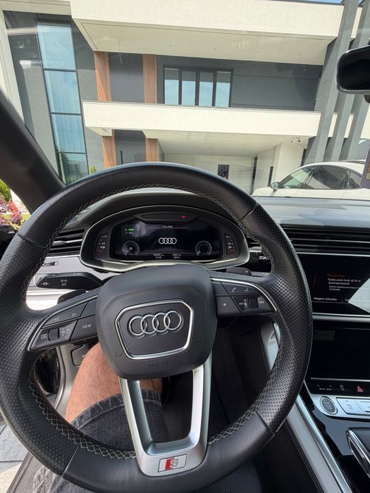 Audi Q8 60 TFSIe Quattro 462 CP | TVA Deductibil | Garantie Extinsa| Predare Leasing