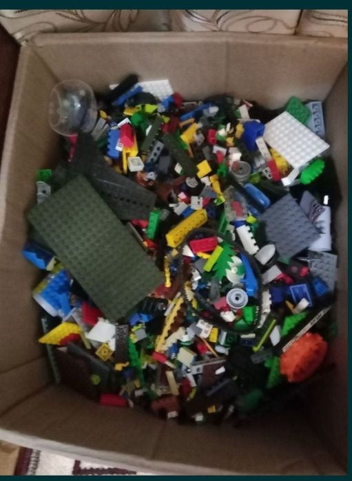 Продам лего срочно