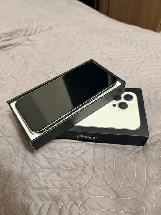 Продам Iphone 13 pro