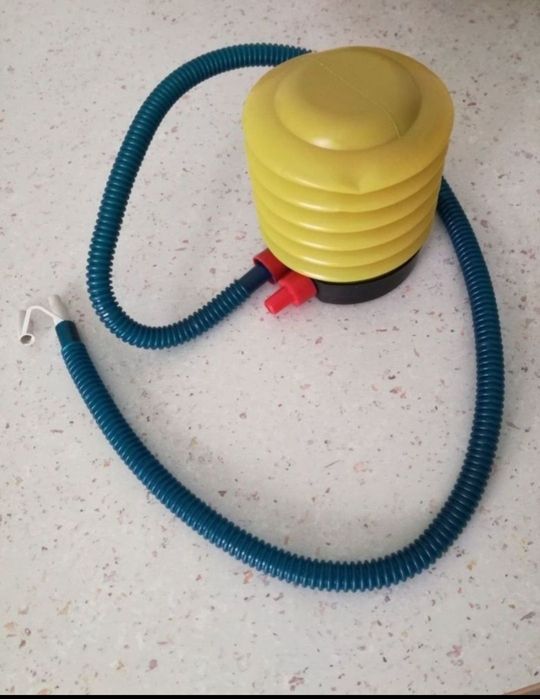 Pompa manuala de picior saltea perna perne noua nou