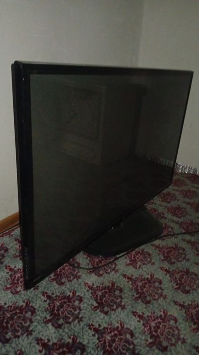 Телевизор продам срочно