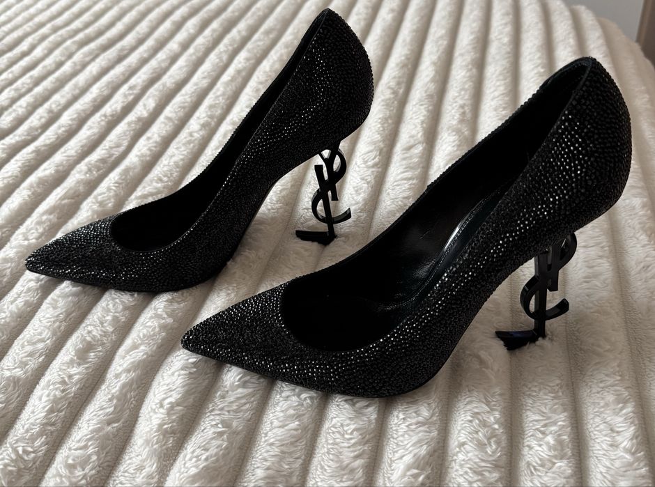 Обувки с висок ток YSL