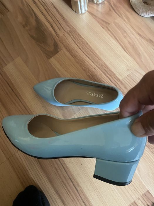 Pantofi dama noi
