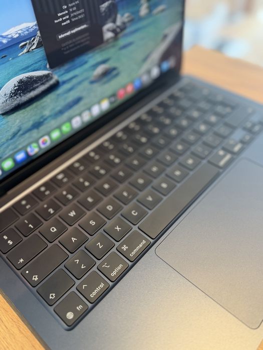 Macbook Air M5 2024 13-inch 16gb/512Gb/BATERIE100%/Garantie 12 luni @atsgsm.ro
