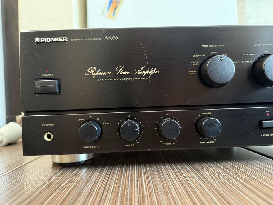 Pioneer A-676 Стерео усилвател