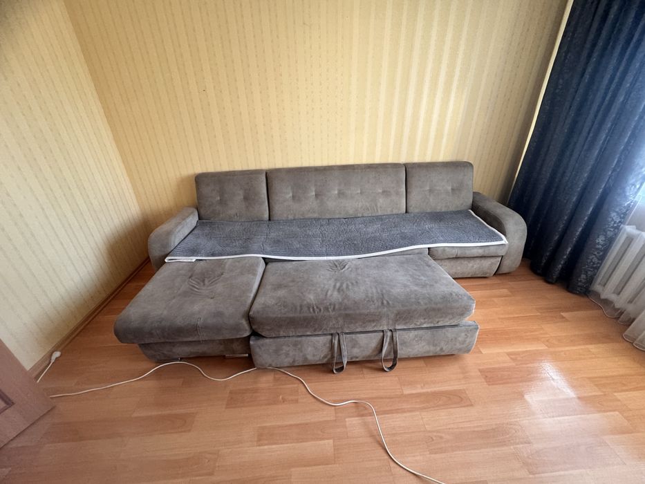 Продам диван 3 метра
