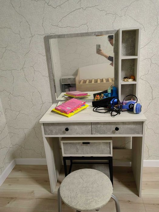 Продаю мебель диван и кровати