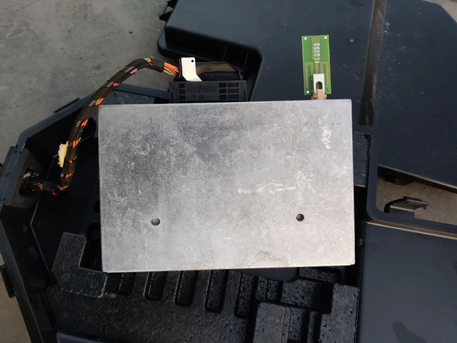 Modul bluetooth + antena + carcasa Seat Exeo Audi A4 Vw 8P1862335A