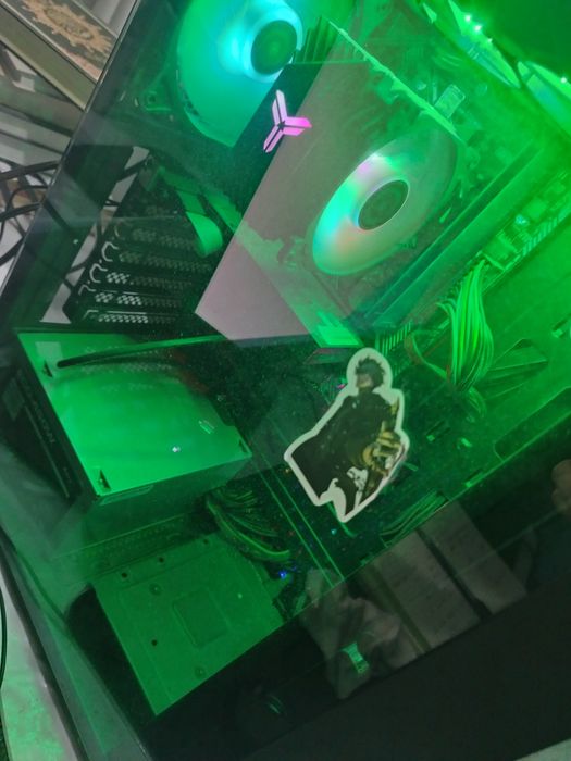 Stol kompyuter — Intel i3, 16GB RAM, SSD 512GB, GT 730