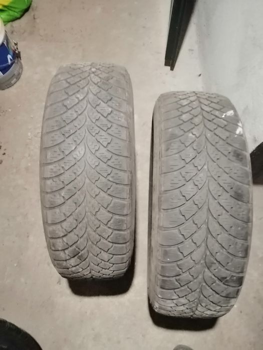 Продавам зимни гуми