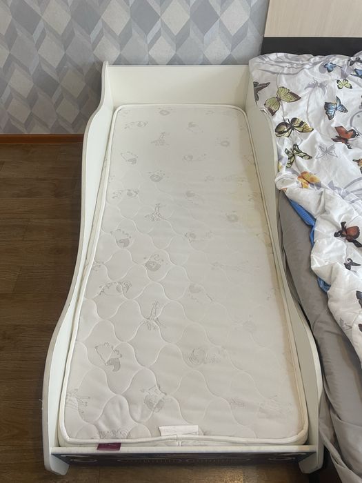 Кровать машина машинка