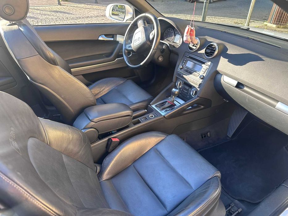 Audi A3  S-Line, Cabrio. Automat.
