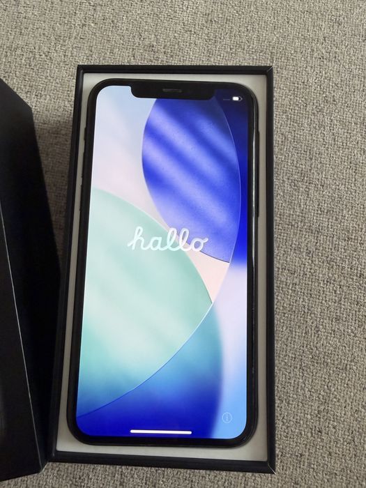 Продам IPhone 11 Pro