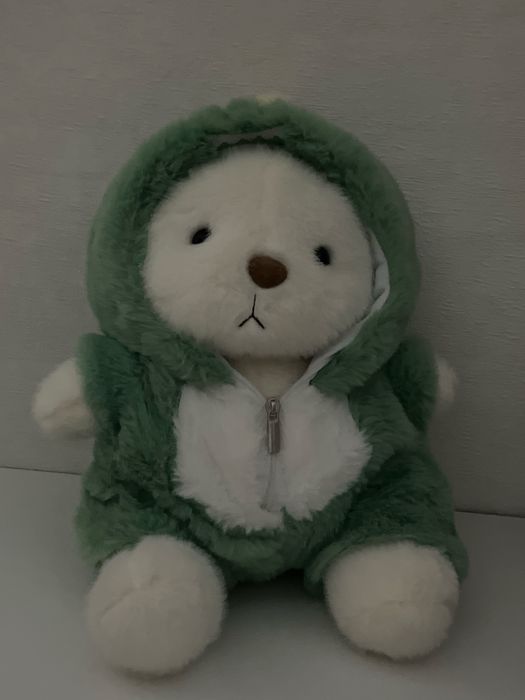 плюшевый мишка, костюм отдельный, снимается