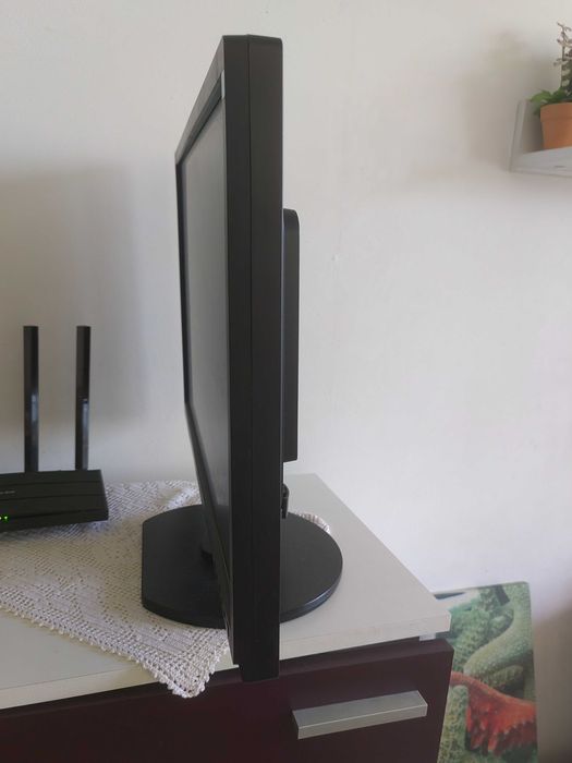 Компютърен монитор Philips 220SW9 - за ремонт