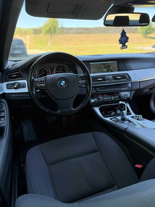 BMW Seria 5 • 520d • Automat • Soft Close