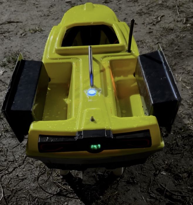 Navomodel de plantat/pescuit,autopilot,baterii,reparatii.