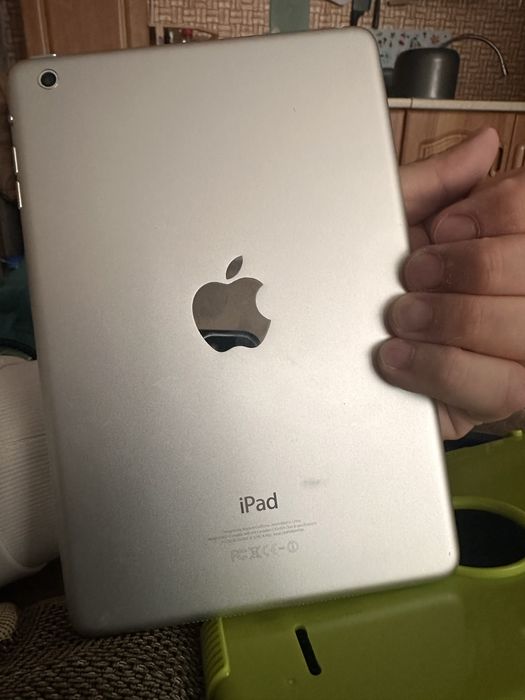 IPad mini A1432 с калъф