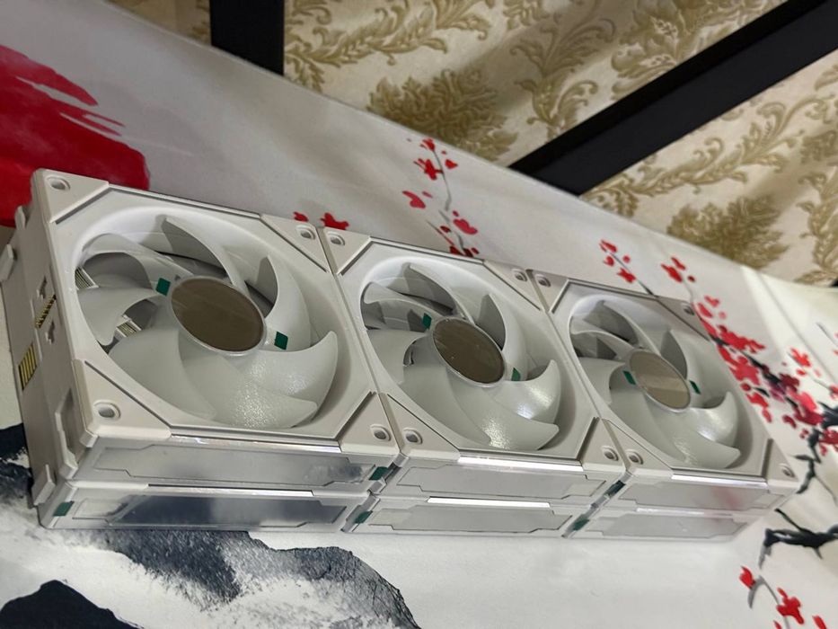 Продается куллера от LIAN LI ORIGINAL