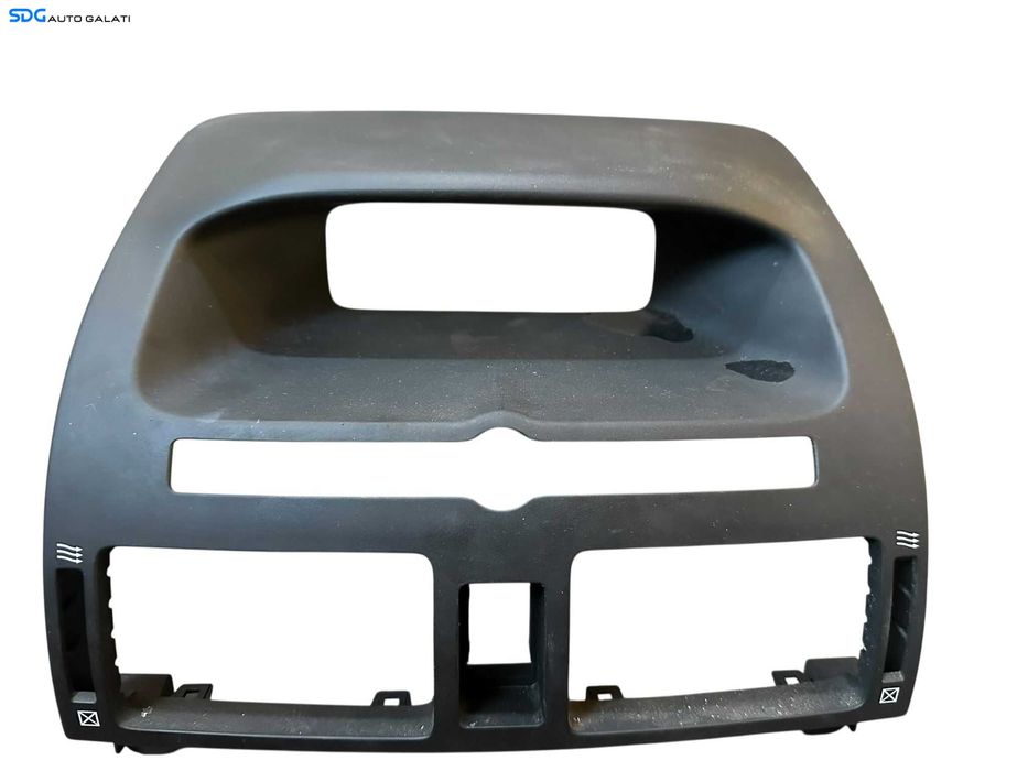 Rama Grila Plastic Bord de la Display Radio Gura Guri Aerisire Toyota Avensis T25 2003 - 2009 [V0630]