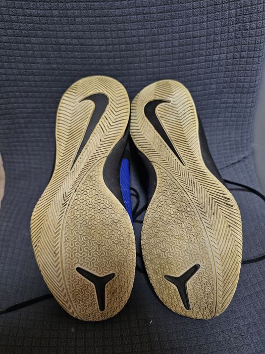 Nike Air Versatile II