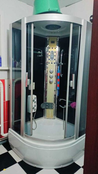 Продам душевую кабину