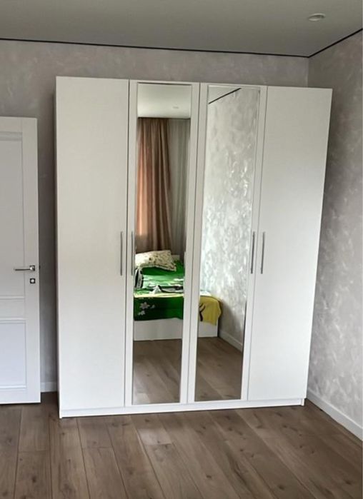 Продам шкаф (шифонер) почти новый